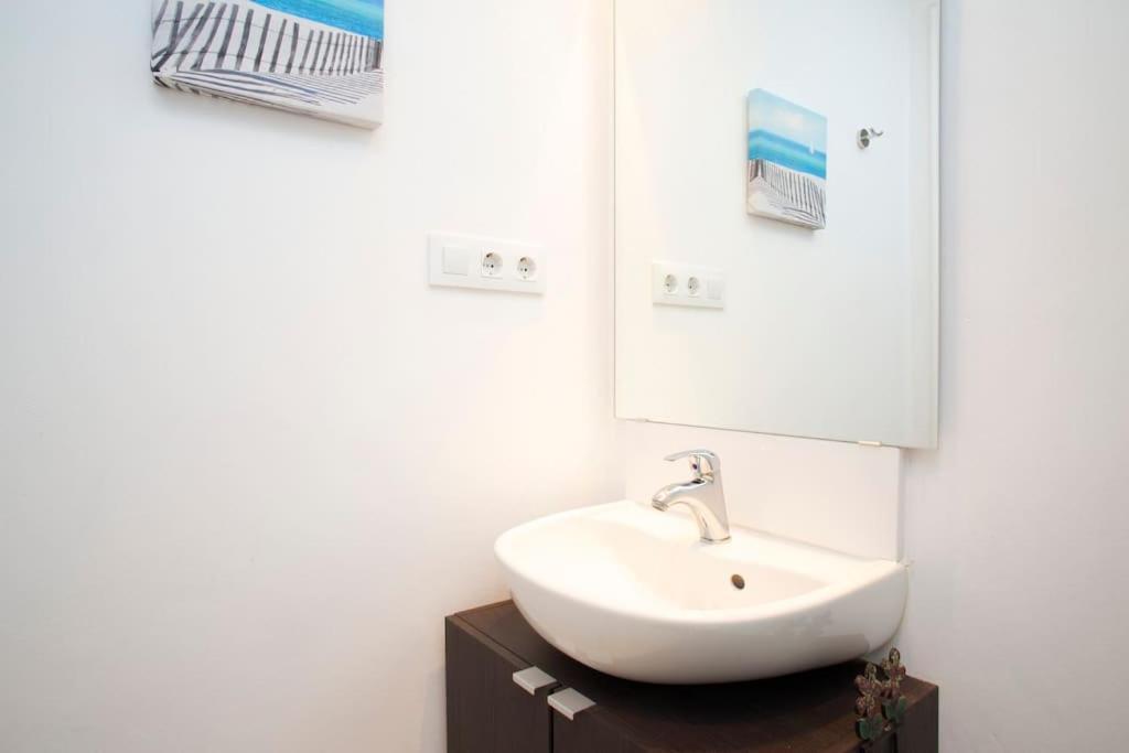 Gracia Travesera 2 Bedrooms Renovated * Barcelona