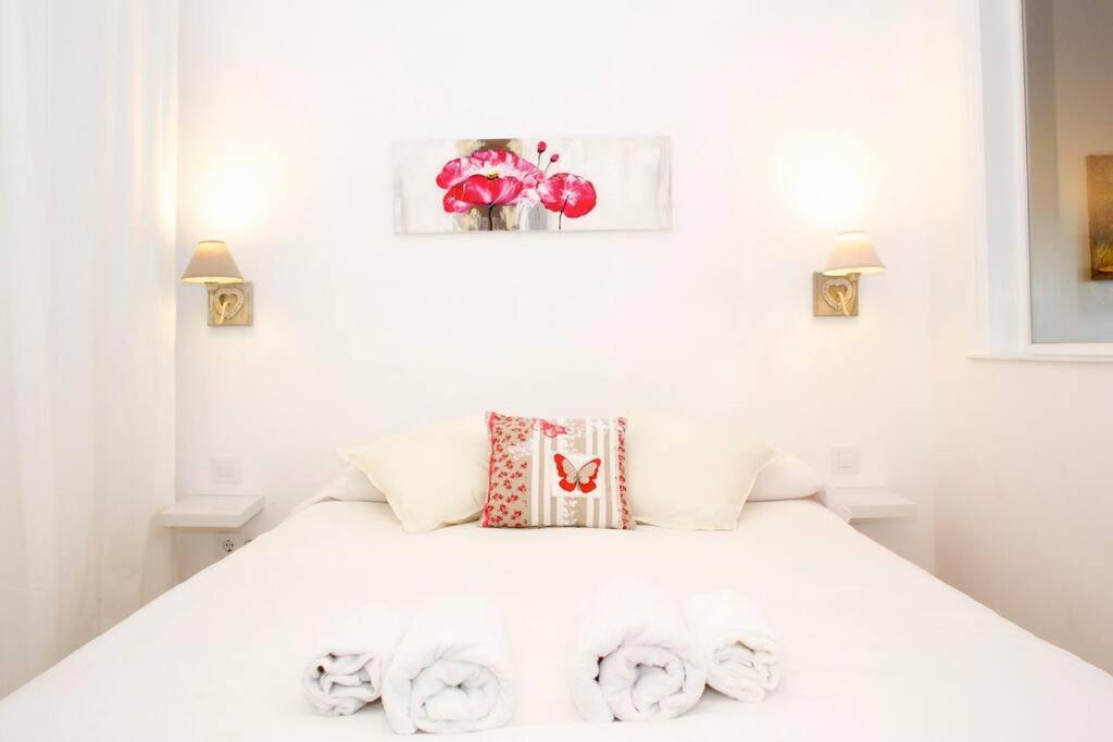 Apartment Gracia Travesera 2 Bedrooms Renovated Barcelona